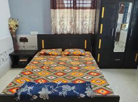 Home Stay Guest House, Hotel in Gogola