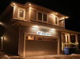 Cozzy Cityscape & Airport Retreat