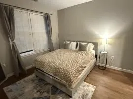 Your Cozy, Modern Home Near Twinbrook Metro & Downtown Rockville