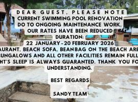 Sandy Beach Bungalows, хотел в Гили Еър