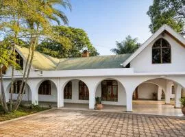 Toiwo Residence 4BR Home in Ilboru, Arusha
