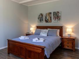 Topp House Retreat: Bethany şehrinde bir otel