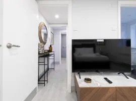Cozy Studio, The Broadway, Next to Woodford Tube