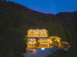 Sterling Valley of Pine Lansdowne, готель у місті Лансдаун