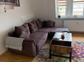 Wohnung nahe Bahnhof und dem Goitzschesee, hotel a Bitterfeld