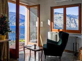 Villa Nadya by GardaDoma, Hotel in Brenzone sul Garda