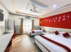 Chitwan Forest Resort with swimming pool , Chitwan National Park