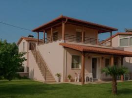 Seaside Family Villa, Hotel in Karianí