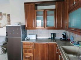 Sunshine Apartment, Hotel in Keramotí