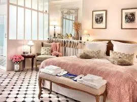 LES ANGES DELUXE AVIGNON Exclusive Romantic Home with Luxury Services & Private Tours