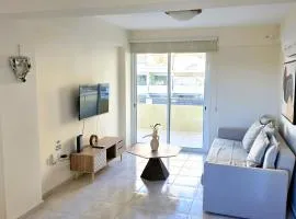 2 Apartments Retreat with Pool & Free Wi-Fi