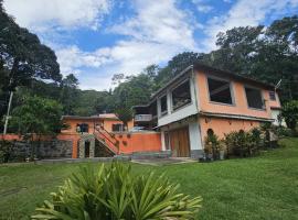 Casa tia Rosa, hospedagem familiar Guapimirim RJ, hotel em Guapimirim