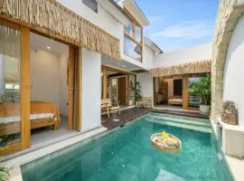 A9 - Exclusive 3-Bedroom Villa in Seminyak with a Rooftop Paradise