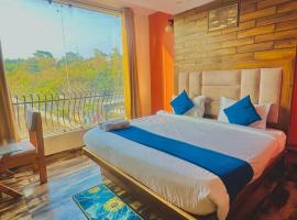 Hotel Royal Orbit By Arony Hospitality Dehradun, хотел в Дехрадун