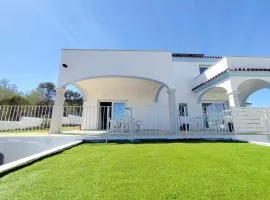 Villetta Borgo Bianco 1 with shared pool