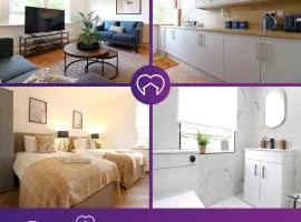 Signature - Oak House