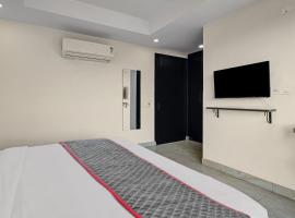 Super Townhouse Tipsyy Near Bestech Central Square Mall, hotel sa Gurgaon