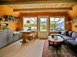 Sleep Under The Stars Near Brunsnæs Beach, hotell sihtkohas Broager