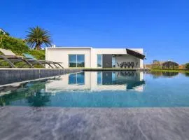 Seaview Villa with Heated Private Pool