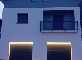 Beato Mario Apartments, Hotel in Tirano