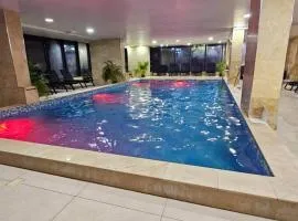 Bell Marina Apartments Pool & Spa Resort