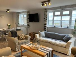 3 Bed in Havant oc-t34675, hotel din Havant