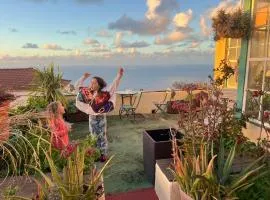 Herrschaftliches kanarisches Haus mit Dachterrasse und Meerblick