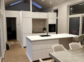 New Vacation House - Luxury close to Silkeborg and Herning, hotel em Silkeborg