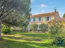 Charmante Maison Avec Piscine