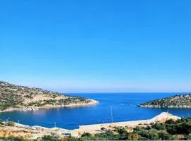 Ventalia Villas, 3BR Sea View and Infinity Pool by Villa Mana Gers