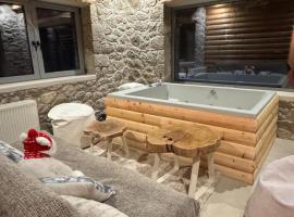 Cedar Wood Cabin, hotel u gradu 'Áno Polídhrosos'