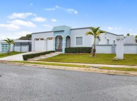 Zaturn Residence Modern 3BR Home with Private Pool，阿提約的飯店