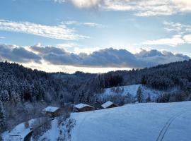 Jakob Chalets, haustierfreundliches Hotel in Perasdorf
