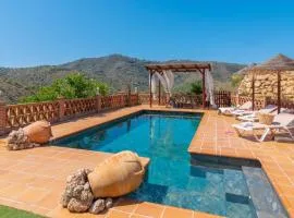 Villa Fuente Pintá Arenas by Ruralidays