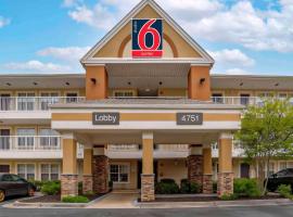 Studio 6 Extended stay Huntsville, AL - US Space & Rocket Center, Hotel in Huntsville