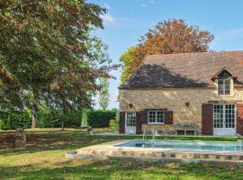 Charmante Maison Avec Piscine, hotel a Fleurac