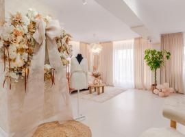 Penthouse View Aeroport Iasi, готель, де можна проживати з хатніми тваринами в Яссах