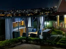 Grande villa Kimironko avec jacuzzi & studio privé