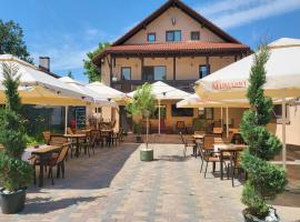 Adac House, מלון בPantelimon