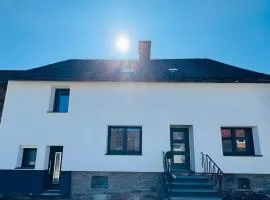 Ferienhaus Abendgold mit Garten