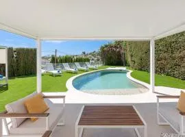 797 Holiday Rentals - Villa con piscina, jacuzzi y hermosas