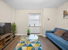 2BR Apartment in Cardiff’s Vibrant Roath