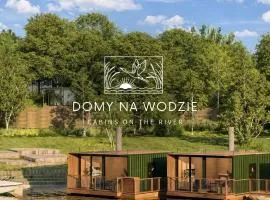 Domy na wodzie - Cabins on the river