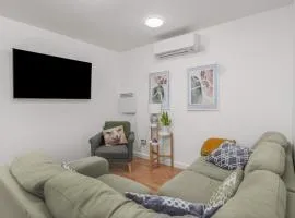 Rosies Retreat 2 Bedroom Farm Cottage