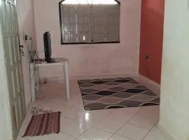 Casa simples em Guriri perto da praia e do centro