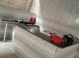 Casa simples em Guriri perto da praia e do centro