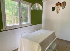 Casa con quincho en el Volcán, hotel a El Volcán