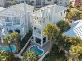 The Hummingbird - Lakefront Vacation Home with Private Pool & Water Views