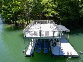 Norris Lake Retreat w Private Dock, Gentle Lake Access, Sleeps 13, SXS nearby