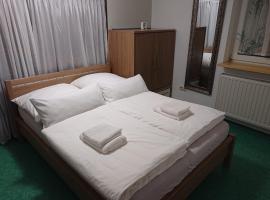 Ferienwohnung Erlangen Urlaub mitten in Franken, hotel en Wachenroth